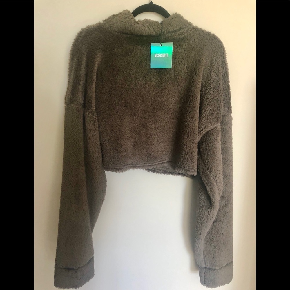 NWT Missguided Cropped Teddy - Picture 2 of 3